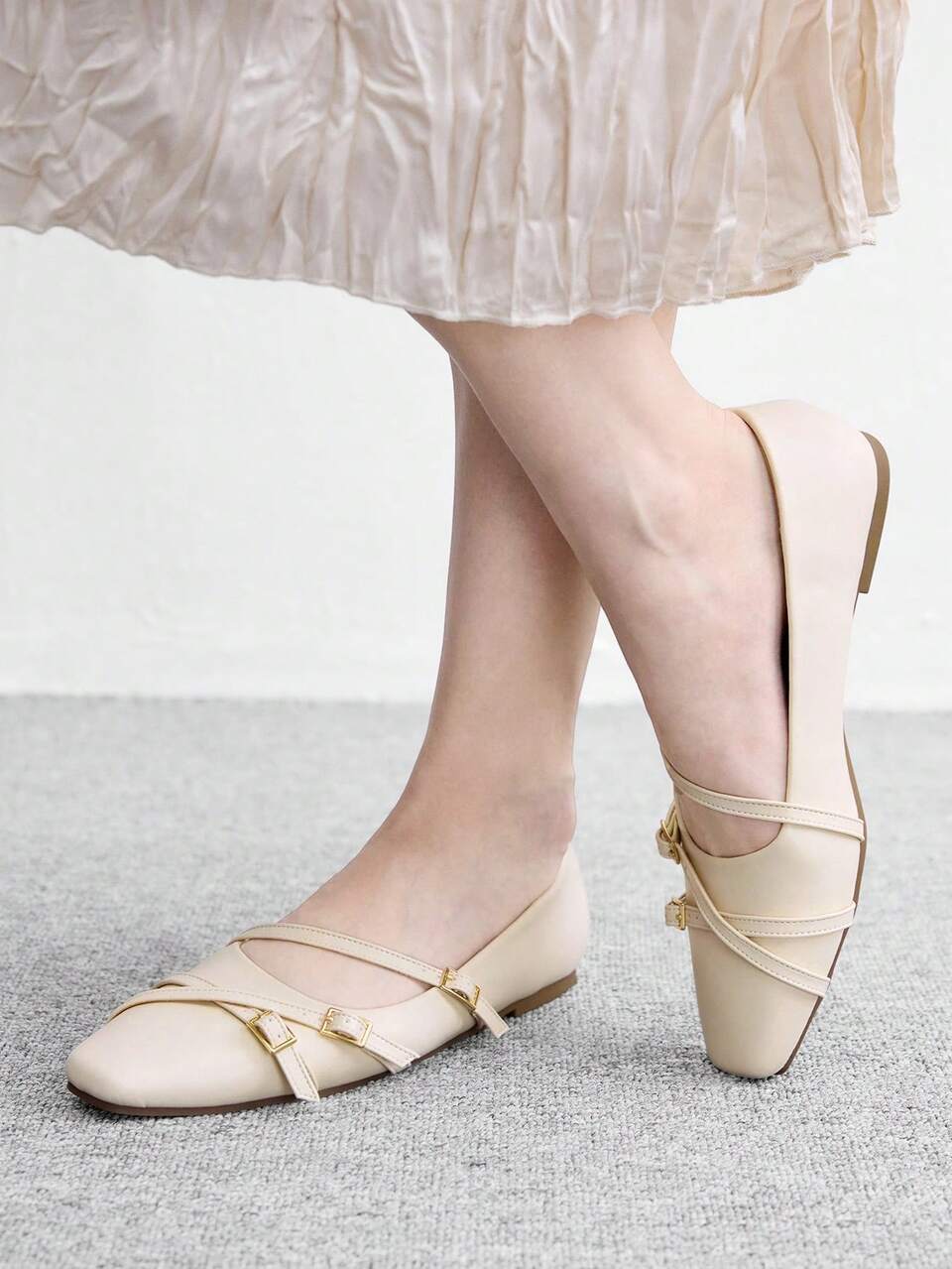 CUCCOO BIZCHIC Women Shoes Small Square Toe Flat Bottom Apricot Cross-Buckle Women's Low Vamp Flat Bottom Shoes Light And Comfortable Commuting Mary Jane With Skirt Women's Shoes