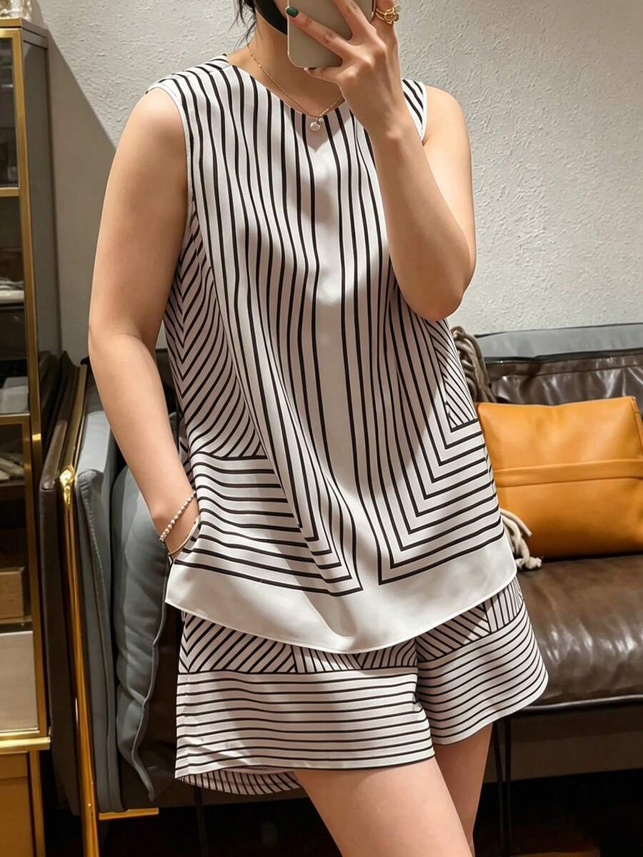 Linhara CURVE 女款時尚直條紋圖案上衣與寬腿短褲兩件套 - 卡其色 - 查看 1
