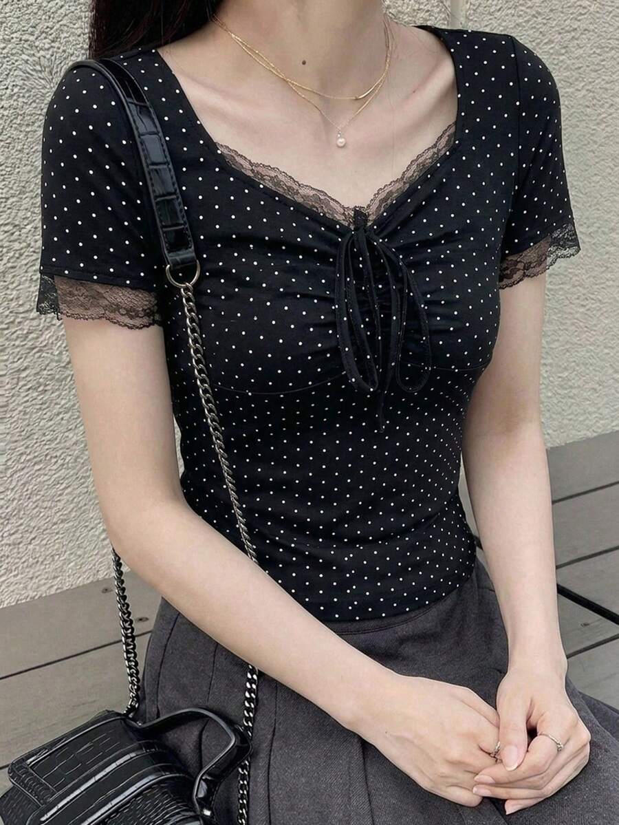 FRIFUL 女款對比蕾絲波點印花前綁帶短袖休閒T恤 夏季 - 黑色 - 查看 1