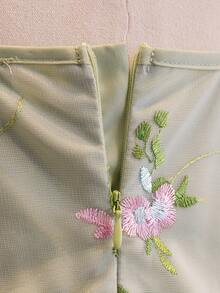 SHEIN 青少年女孩綠色正式禮服，刺繡花卉細肩帶薄紗優雅洋裝，輕盈柔軟面料，適合度假、畢業典禮、返校季、婚禮季節、各種舞會與正式場合 - 綠色 - 查看 6