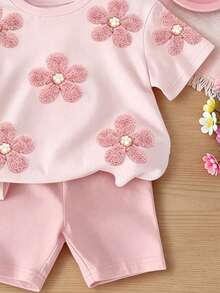 SHEIN Sparklyn 8-12歲大童2件套 - 粉色花卉珍珠裝飾短袖T恤搭配單車短褲套裝，夏季休閒兒童服裝 - 彩色 - 查看 5