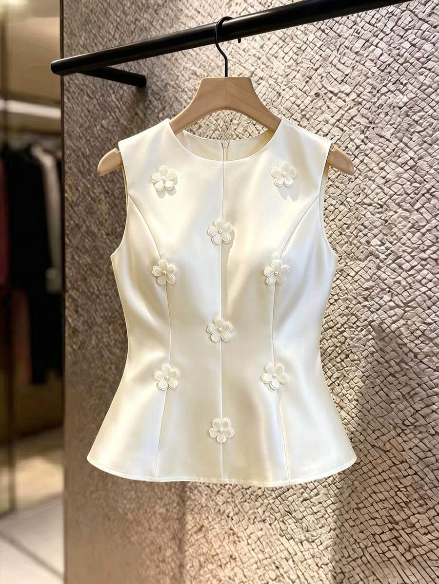 GlowEve 女士时尚优雅3D立体花卉无袖衬衫 - 米色 - 查看 1