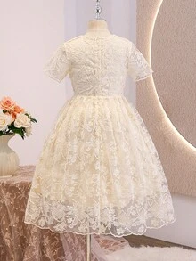 女童杏色正式禮服，圓領水溶性刺繡蕾絲蝴蝶結優雅洋裝，輕盈柔軟面料，適合度假、畢業典禮、開學季、婚禮季、參加各種舞會與正式場合 - 杏色 - 查看 2
