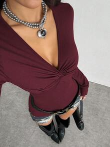 Flirla Autumn Fashion Solid Color Twist Knot V-Neck Short Sleeve T-Shirt - Burgundy - View 5