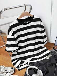 Athstrex Plus Size Men's Casual Loose Knitted Round Neck Short Sleeve T-Shirt, Summer, School - Black and White - View 2