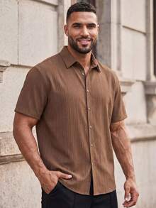 COMVAIL Camisa básica casual de manga corta con botones para hombres de talla grande, ideal para vacaciones - Marrón - Ver 4
