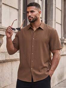 COMVAIL Camisa básica casual de manga corta con botones para hombres de talla grande, ideal para vacaciones - Marrón - Ver 1