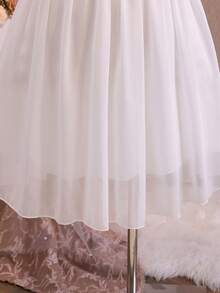 Vestido de niña de organza premium con bordado floral, cuello alto, mangas abullonadas exageradas, cintura ceñida, falda completa, decoración de perlas, largo medio, tela ligera y suave, adecuado para vacaciones, graduación, regreso a la escuela, temporada de bodas, fiestas formales y eventos - Blanco - Ver 6