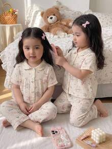 2件組幼童女童休閒花卉、蝴蝶結與熊圖案短袖上衣與長褲睡衣套裝，鄉村風 - 杏色 - 查看 1