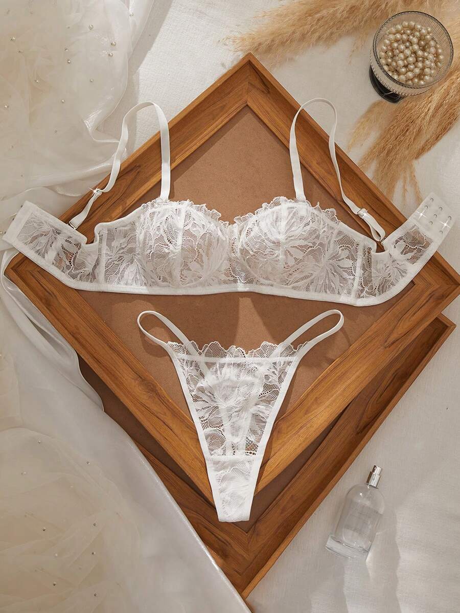 Qdormo 2件組性感白色蕾絲女款內衣套裝 - 白色 - 查看 1