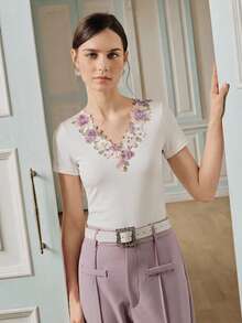 Anewsta Women's New Elegant French Romantic Floral Hollow-Out Embroidery Rhinestone V-Neck Short Sleeve Blouse, Summer - White - View 6