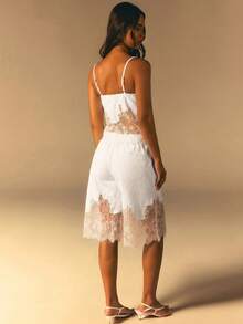Athîral Denim Women's Fashion Versatile Lace Patchwork Drawstring Waist Pocket Denim Shorts - White - View 3