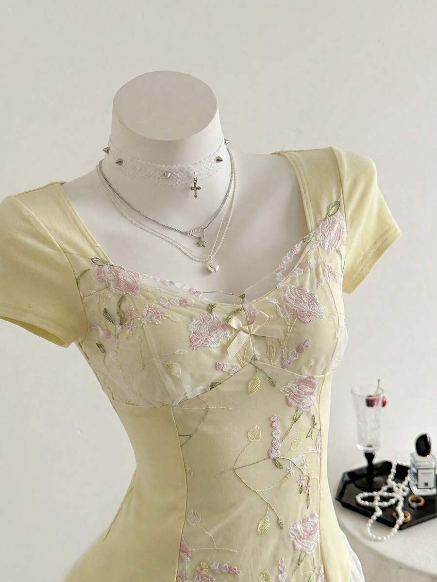 Elamini 黄色撞色荷叶边拼接心形领口收腰短袖女式连衣裙,优雅浪漫复古时尚休闲度假日常百搭,春夏款 - 黃色 - 查看 1