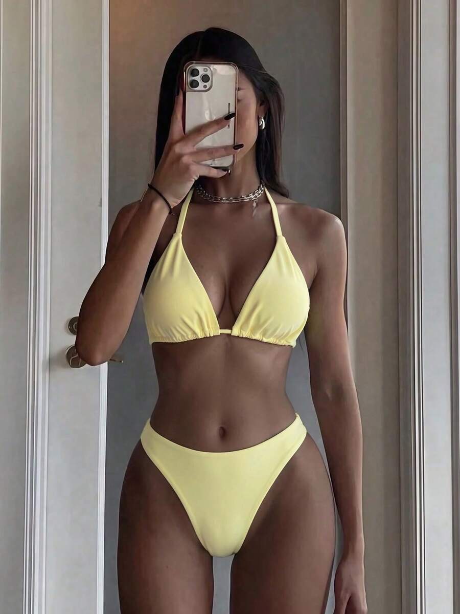 Bonvoyette 2er/Set Damen Strandoutfit, modisches süßes sexy Urlaubs-Seaside-Schwimmbad-Party-Badeanzug in Unifarbe mit Dreieck-Halter-Bikini-Top und Unterteil, rückenfrei mit Bindeband - Hellgelb - Übersicht 1
