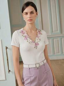 Anewsta Women's New Elegant French Romantic Floral Hollow-Out Embroidery Rhinestone V-Neck Short Sleeve Blouse, Summer - White - View 4