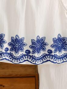 Souflis Souflis 少女夏季黑白簡約優雅風直條紋花卉刺繡無袖上衣與寬腿褲套裝，適合日常出遊、休閒旅遊、校園穿搭、派對活動及拍照穿搭 - 藍色 - 查看 8