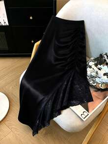 GlowEve CURVE Plus Size Women's Lace Patchwork Pleated Casual Versatile Daily Outing Skirt - Black - View 1