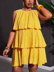 SHEIN CURVE+ 大码女装春夏新款优雅浪漫派对约会晚宴度假休闲海滩篝火宽松纯色黄色无袖多层褶皱拼接娃娃蛋糕裙大码女装迷你连衣裙 - 黃色 - 查看 6