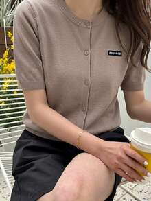 DAZY 女款單排扣牛仔休閒百搭日常出遊短袖開襟外套 - 卡其色 - 查看 5