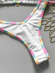 Swim Vcay 2件組女款夏季隨機印花掛脖細肩帶金屬裝飾性感比基尼套裝 - 彩色 - 查看 5