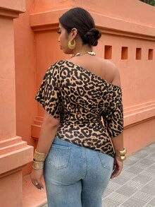 Weeklong Plus Size Women's Spring/Summer Asymmetric Neckline Asymmetric Hem Lace Patchwork Leopard Print Casual Sexy Business Casual Vacation T-Shirt - Multicolor - View 2