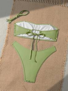 Bonvoyette Swim SXY 2件組 春夏度假花卉亮片紋理布料平口比基尼上衣與高衩比基尼泳褲性感女款泳衣套裝 - 薄荷綠 - 查看 2