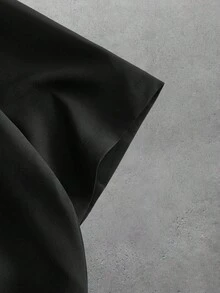 Manfinity VCAY 男士字母毛巾袖短袖單排扣休閒襯衫 - 黑色 - 查看 5