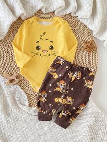 SHEIN Conjunto de estampado de dibujos animados para bebé recién nacido - Marrón - Ver 2