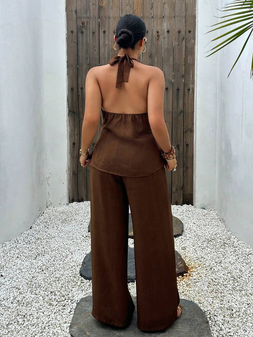 Dazy Plus Solid Color Fun Commuter Set, Mock Neck Tie Back Sleeveless Top, Long Loose Casual Maxi Skirt, Plus Size Women's Spring Summer Brown 2-Piece Set