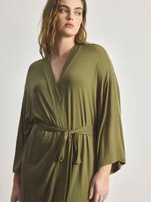 Ocili Jubah Santai Ukuran Besar yang Sangat Lembut, Halus & Bernapas, Cocok Dipadukan dengan Semua Pakaian Dasar - Dark Green - View 4