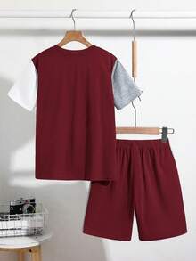 SHEIN 2pcs/Set Kids Tween Boy Casual Colorblock Crew Neck Short Sleeve T-Shirt & Shorts Set, Suitable For Commuting, School, Daily Casual, Sports, Spring/Summer, Beach Vacation - Burgundy - View 2