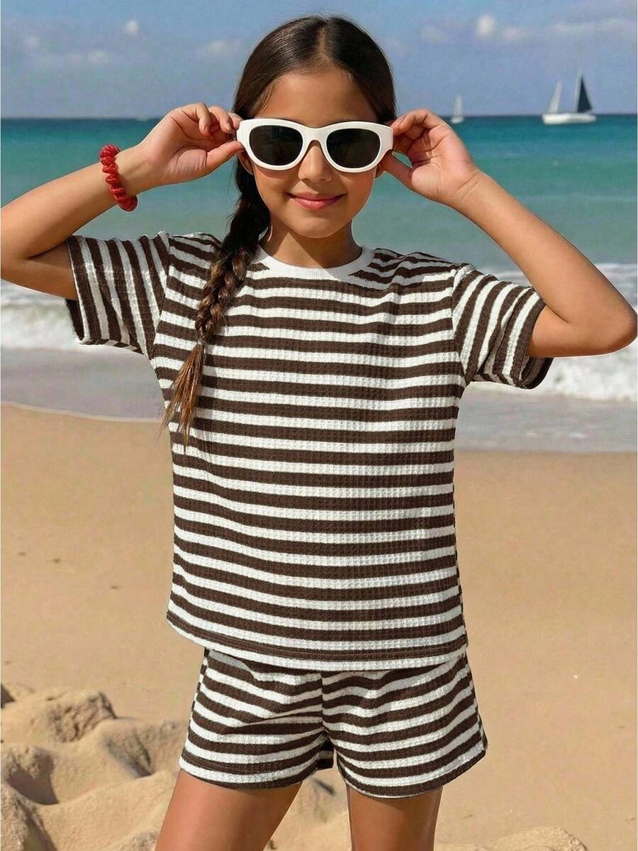 SHEIN Kids Tween Girl Brown Striped Round Neck Drop Shoulder Top And Drawstring Shorts Casual 2-Piece Set - Brown - View 1
