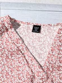 SHEIN VCAY 休閒簡約碎花浪漫度假風荷葉袖大尺碼襯衫 - 彩色 - 查看 3