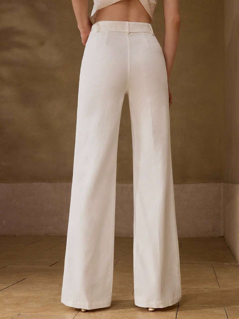 MOTF SPRING/SUMMER WOMEN'S HEAVY EMBROIDERY RHINESTONE DECORATED LOOSE WIDE LEG LONG PANTS WITH BELT WEDDING BRUNCH PARTY WHITE FLORAL ROMANTIC ELEGANT