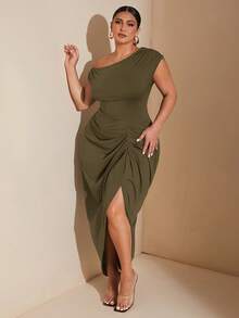 SHEIN BAE Plus Size Women's Solid Color One Shoulder Ruched Side Slit Fitted Dress - Army Green - View 3