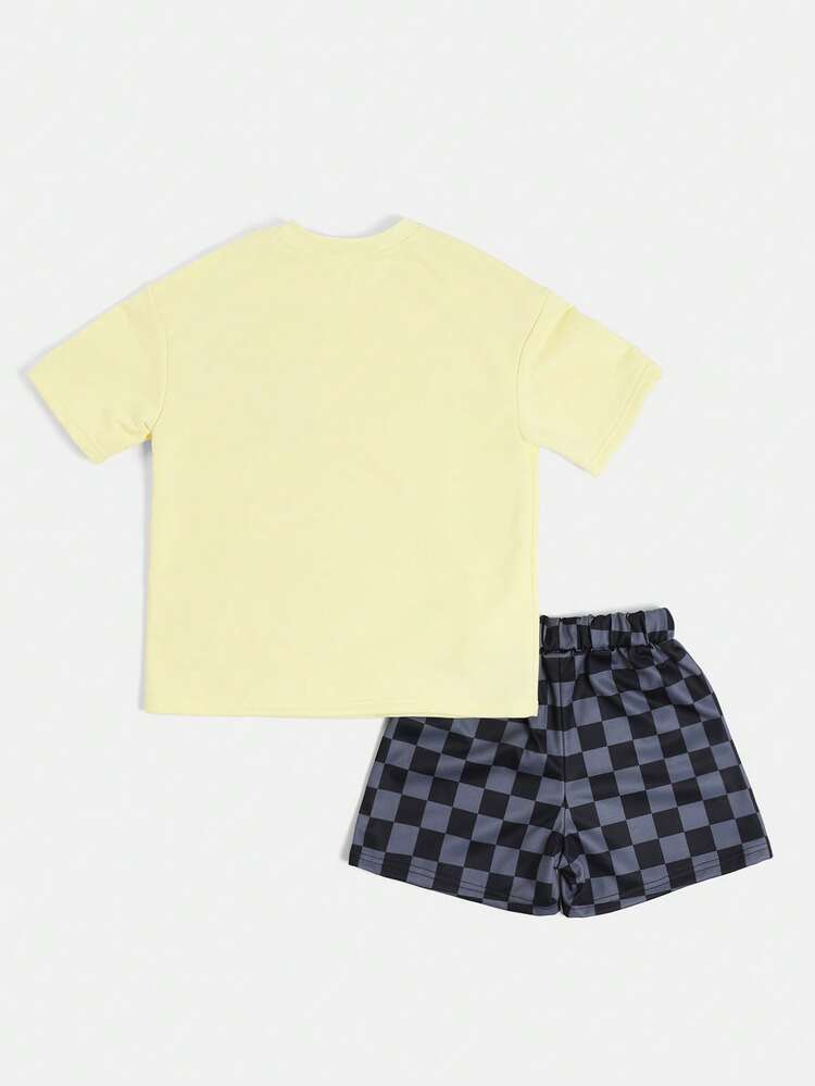 Conjunto de dos piezas informal de verano para niños preadolescentes con camiseta de cuello redondo de manga corta con eslogan y pantalones cortos a cuadros