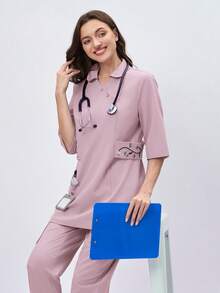 Scrubzie 不对称领刺绣长款制服上衣 - 藕粉色 - 查看 7