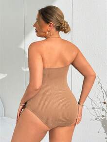 SHEIN Swim Curve 大尺碼女款純色平口細肩帶一件式休閒度假時尚泳衣 - 藕粉色 - 查看 2
