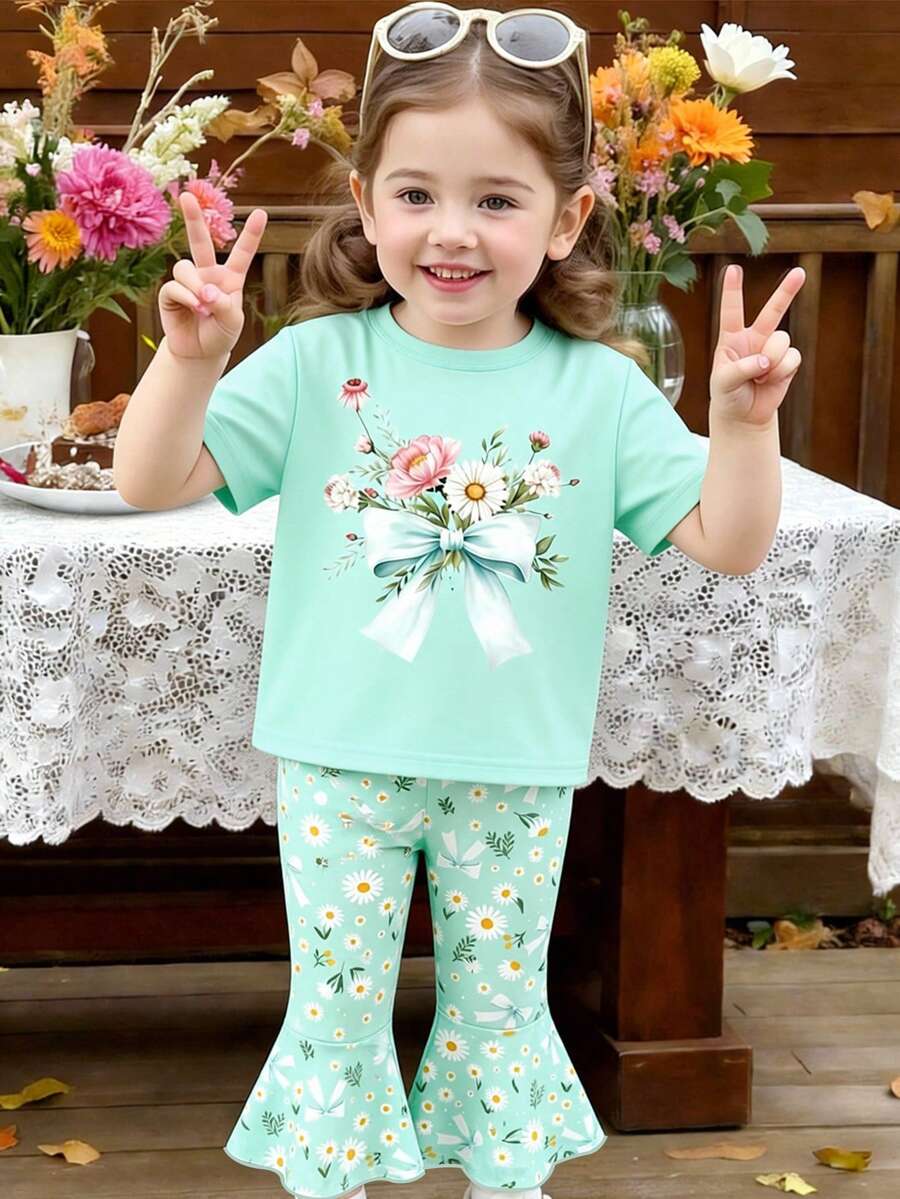 SHEIN 2件套女婴休闲碎花雏菊蝴蝶结印花短袖T恤和简约印花喇叭裤,夏季套装 - 彩色 - 查看 1