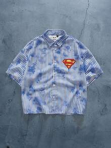 SUPERMAN X SHEIN قميص رجالي مخطط بطباعة حروف كاجوال متعدد الاستخدامات للسفر اليومي - الأزرق - مشاهدة 2