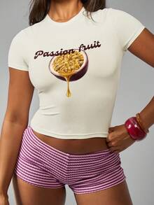 MISSGUIDED Passionsfrukt Graphic T-shirt med kort ärm och rund halsringning, åtsittande sommartopp - Grädde - Visa 6