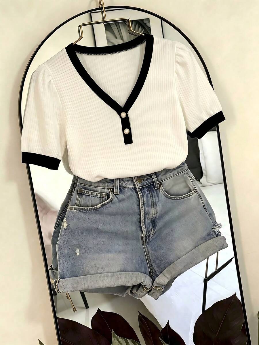 SHEIN Franclia Summer New Ribbed Knit T-Shirt For Women, Contrast V-Neck Pearl Button Puff Sleeve Fitted Slim Versatile T-Shirt - Black and White - View 1