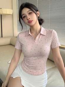DAZY 夏季波點滿版印花粉色 Polo 衫休閒街頭度假短袖女款 T-shirt Y2K - 粉色 - 查看 4
