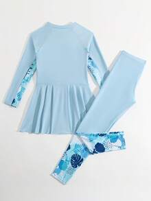 SHEIN Top de bikini tipo camisola para niñas preadolescentes con estampado aleatorio, protección solar - Celeste - Ver 2