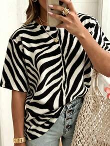 DrmWander Kaos Kasual Lengan Pendek Leher Bulat Motif Zebra Ukuran Besar untuk Wanita - MultiWarna - View 3