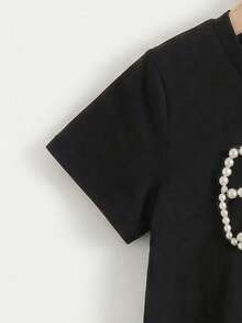SHEIN Genkimix Kids 少女仿珍珠蝴蝶結裝飾短袖T恤與長褲休閒兩件套 - 黑與白 - 查看 4