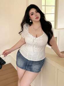 Vibekara Plus Size Polka Dot Print Fitted Drawstring T-Shirt - White - View 5
