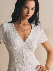 Poéselle 女款鈕扣設計短袖休閒V領迷你洋裝 - 白色 - 查看 6
