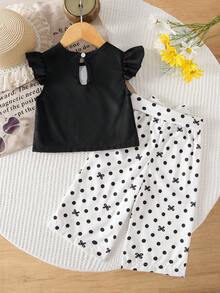 SHEIN Playful Pals 2件組女嬰可愛Y2K波點蝴蝶結荷葉袖軟綿套裝，背心上衣搭配寬腿褲，夏季度假海灘穿搭 - 黑與白 - 查看 2