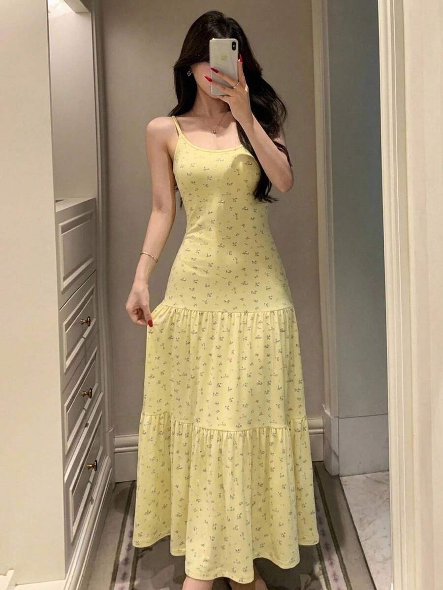 DAZY 度假風碎花細肩帶洋裝 夏季女款睡裙睡衣 - 黃色 - 查看 1